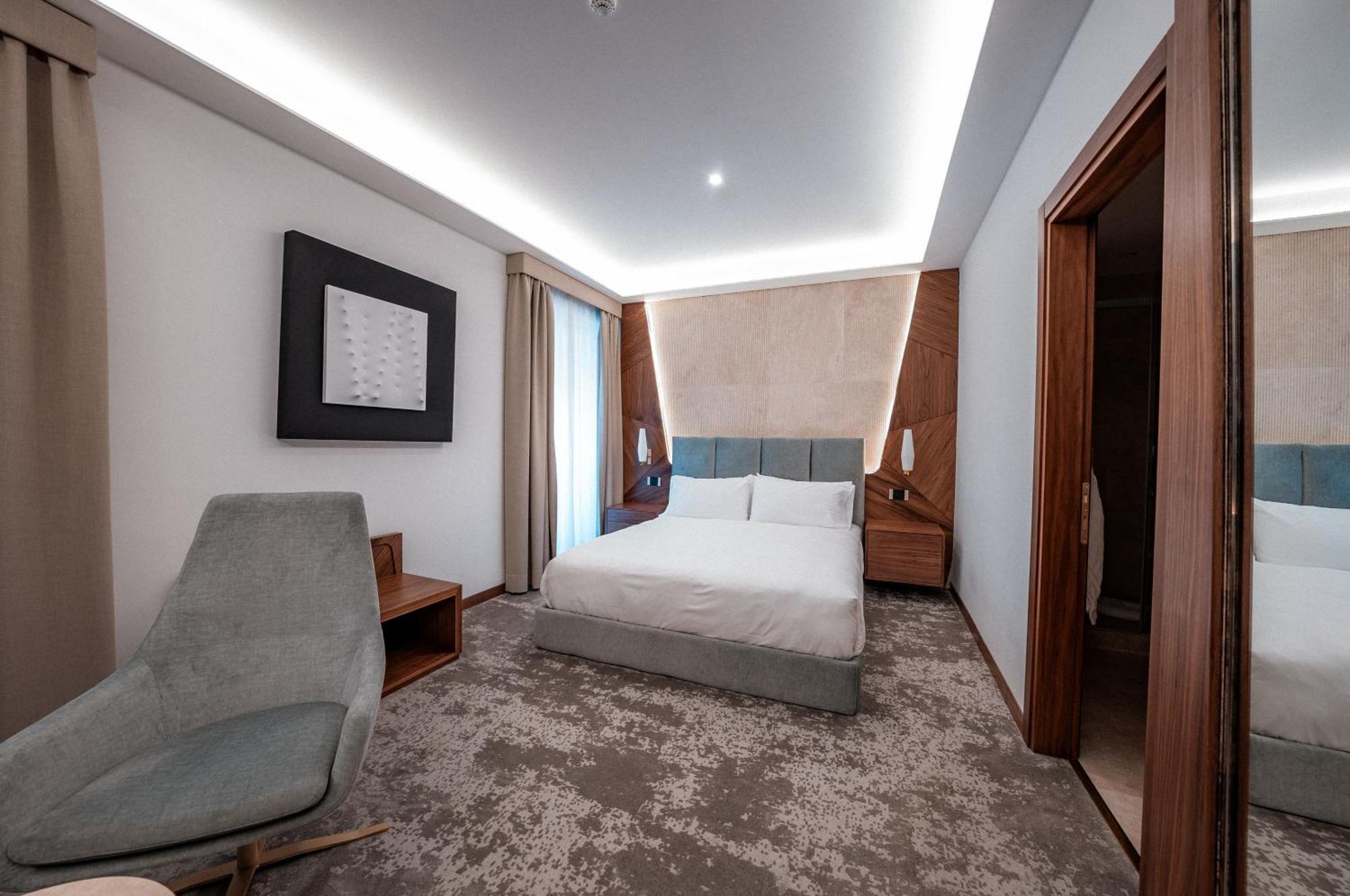 Via Veneto Hotell 5*