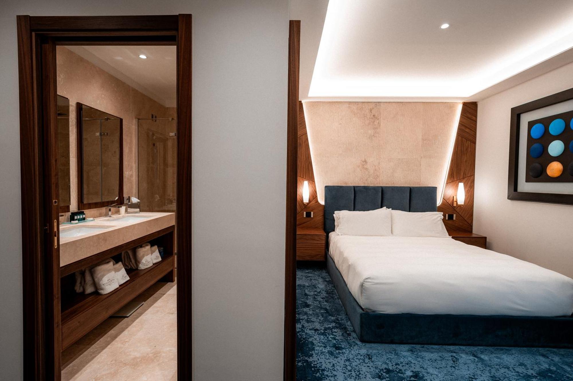 Via Veneto Hotell 5*